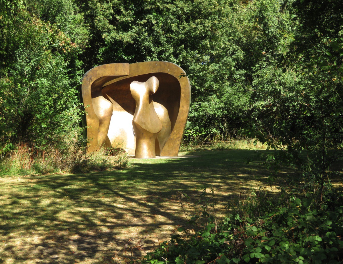Henry Moore 385