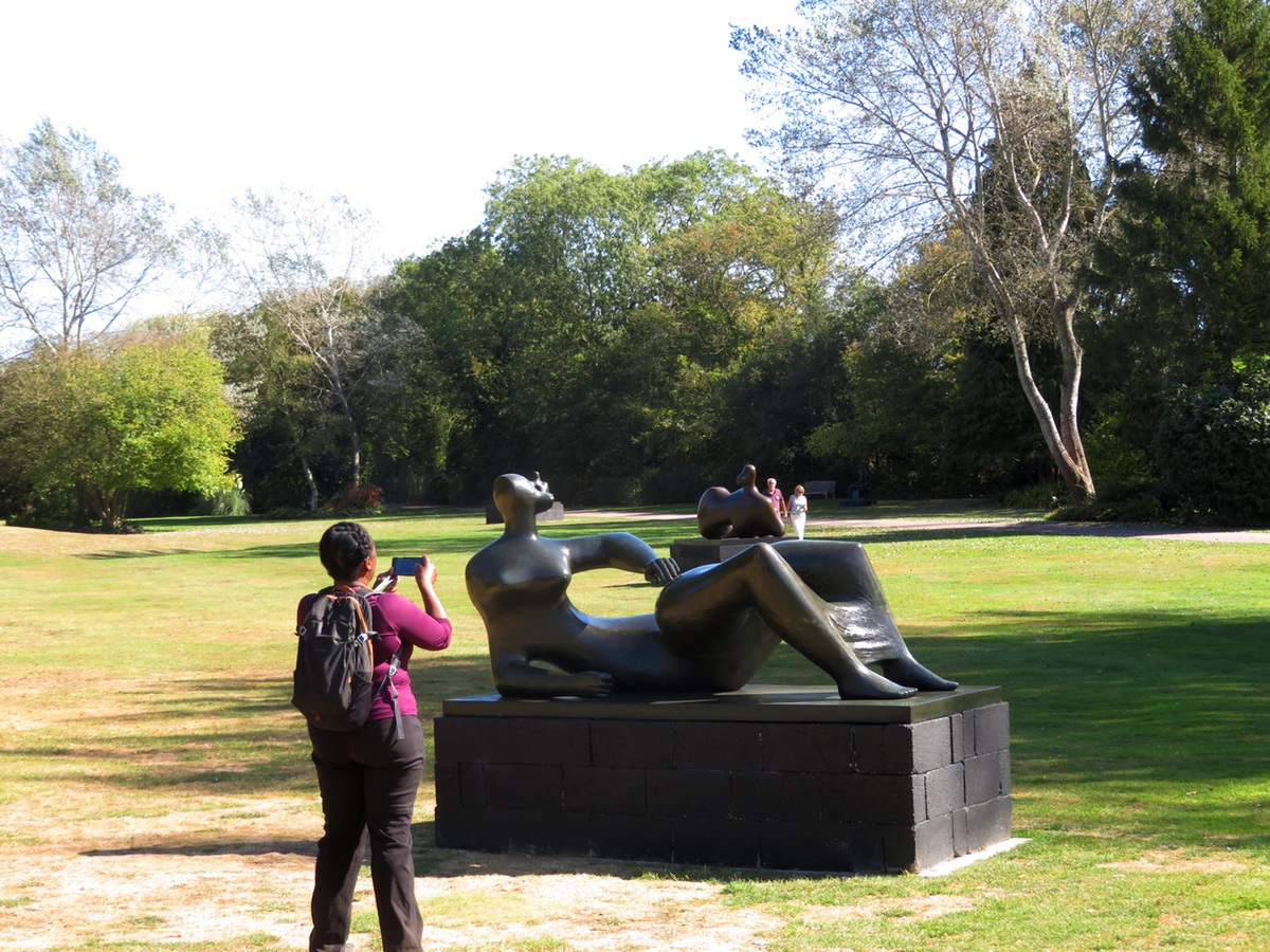 Henry Moore 391