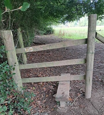 Gate 2026 Kissing Gate Old stile